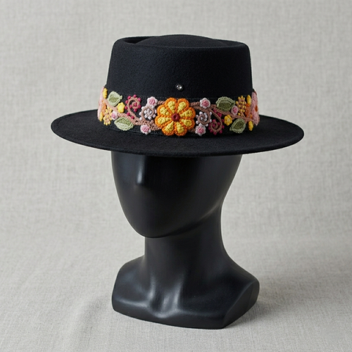 Traditional Andean Hat with Alpaca Band